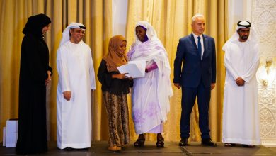 سفير الإمارات لدى السودان ووزيرة العمل والإصلاح