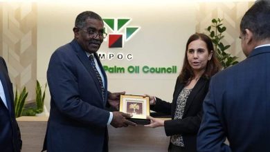 سفير السودان لدى ماليزيا والمدير التنفيذي لمجلس زيت النخيل الماليزي