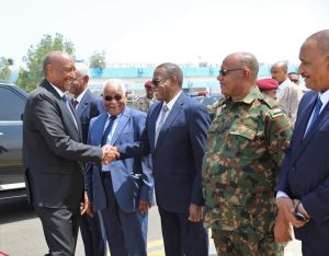 البرهان في مطار بورتسودان الدولي