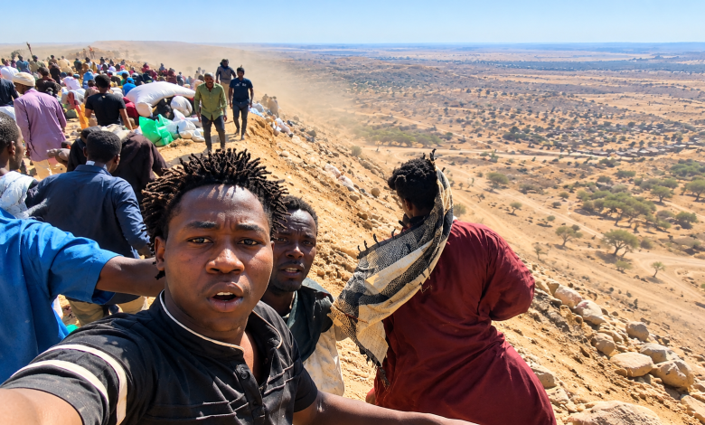معدنين سودانيين