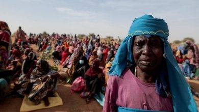 المدنيون السودانيون يكافحون وسط تصاعد العنف والغارات الجوية