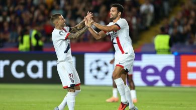 غونزالو راموس يحتفل بهدف باريس سان جيرمان أمام برشلونة بدوري الأبطال.