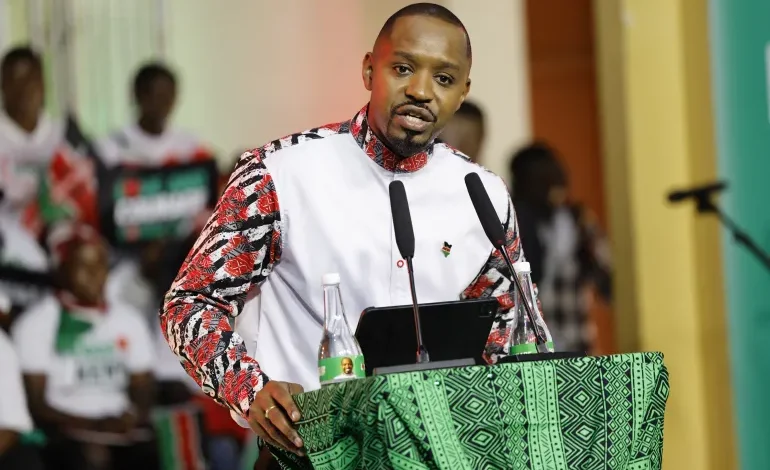 بونيفاس موانغي